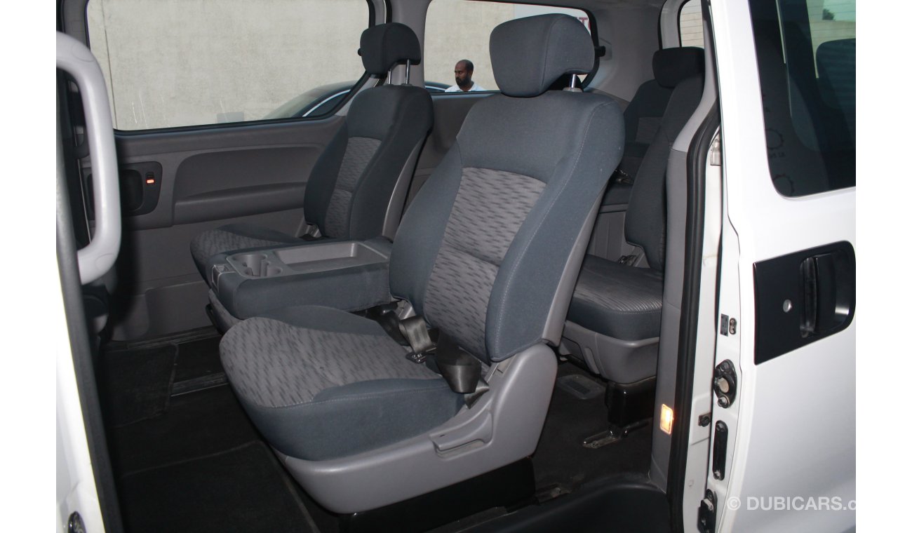 Hyundai H-1 2.4L 2016 MODEL WITH 12 SEATER