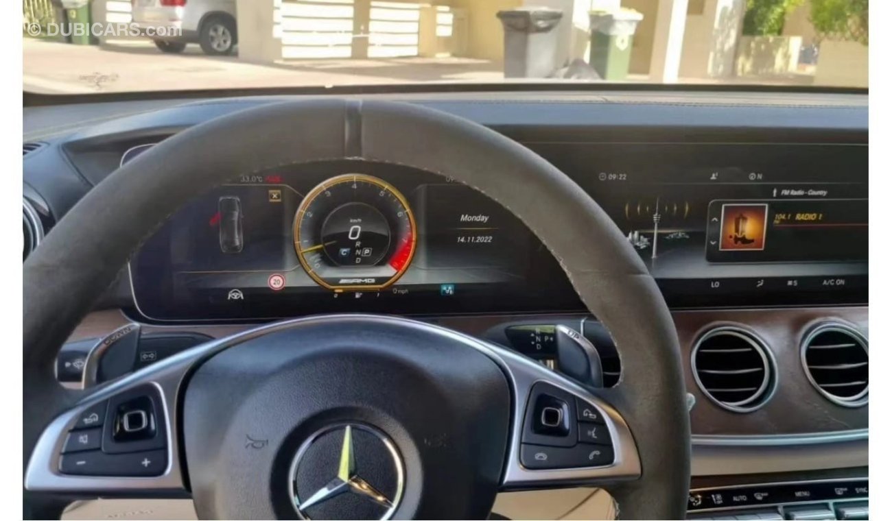 مرسيدس بنز E 63 AMG Std