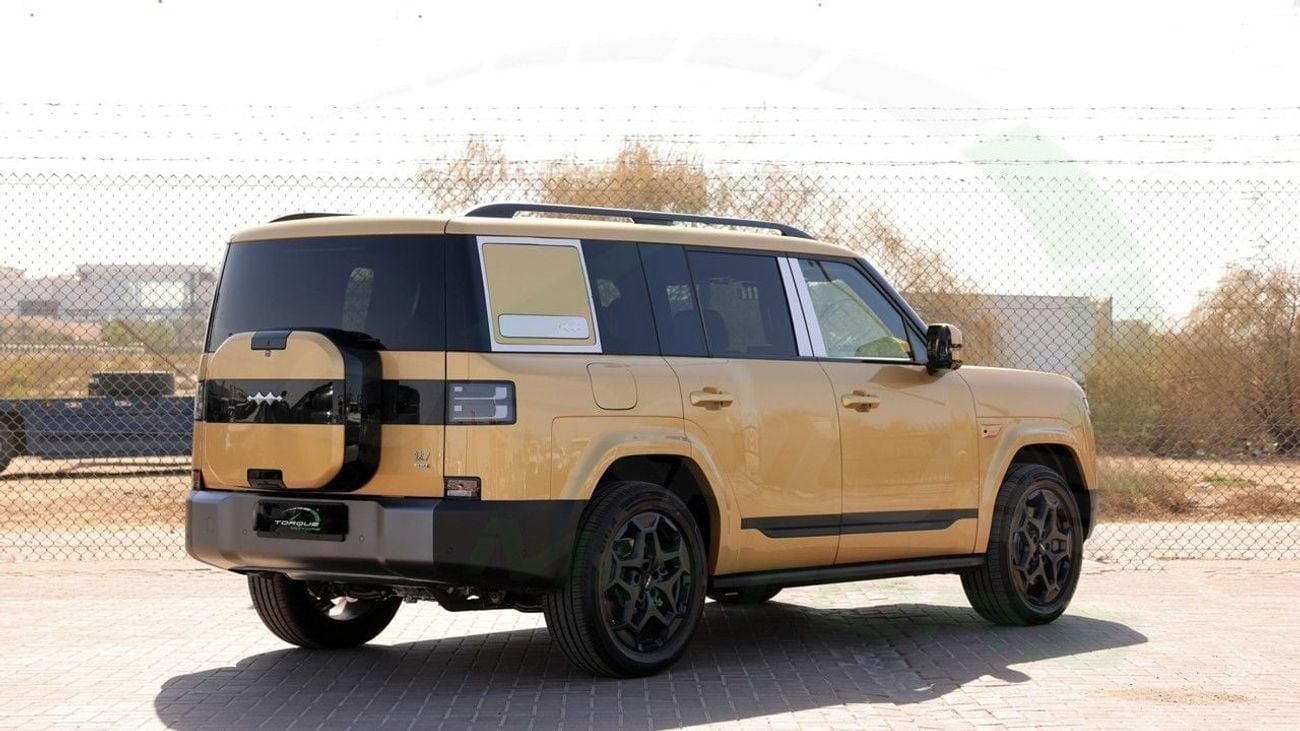 بي واي دي ليوبارد تيتانيوم 7 ( Only For Export ) 2025 BYD Leopard 7 Ultra 1.5T Plug-in Hybrid BRAND NEW