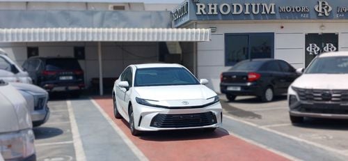 Toyota Camry E