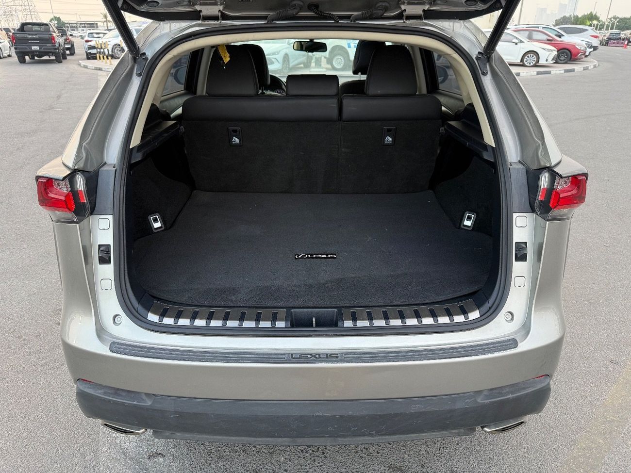 Lexus NX200t Premier 2.0L 2017 LEXUS NX200t 4x4 FULL OPTIONS IMPORTED FROM USA