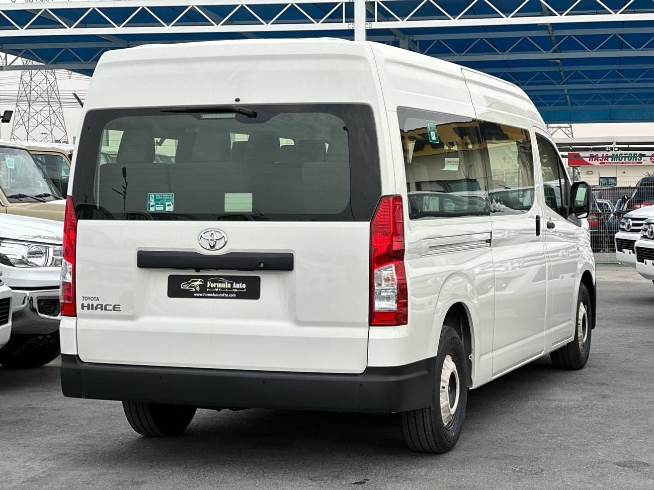 تويوتا هاياس 3.5 لتر PTR أوتوماتيك // 2026 // مزودة بمشغل DVD وكاميرا خلفية، أبواب جانبية أوتوماتيكية // عرض خاص 