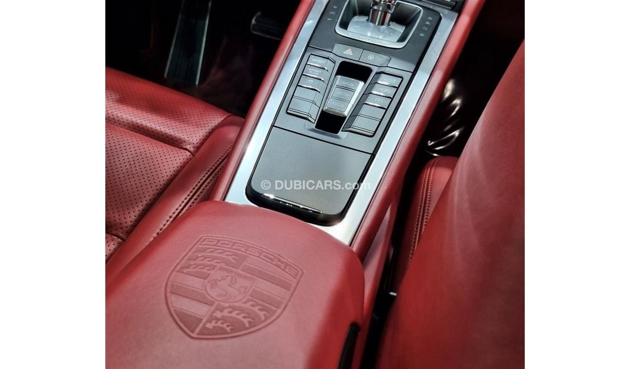 Porsche 911 PORSCHE CARRERA 2013 GCC IN IMMACULATE CONDITION FULL SERVICE HISTORY FROM PORSCHE FOR 243K AED