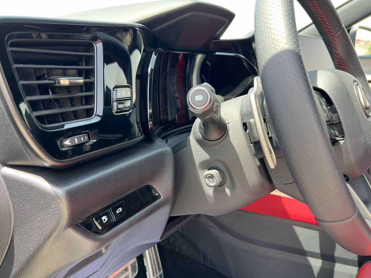 Lexus NX350 F Sport 2.4L