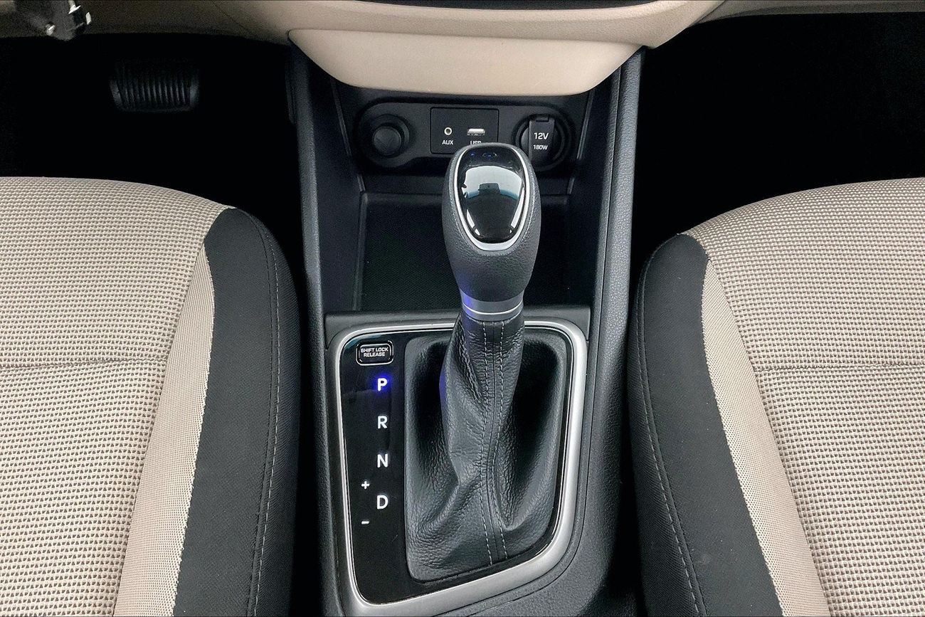 هيونداي أكسنت Smart / GL | عرض العيد الحصري | خالية من أضرار الفيضانات