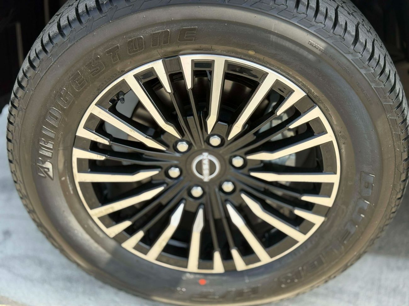 نيسان باترول LE Platinum 5.6L