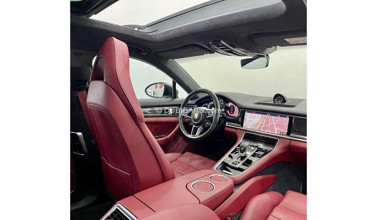 بورش باناميرا 2019 Porsche Panamera GTS, Porsche Warranty-Full Service History-GCC