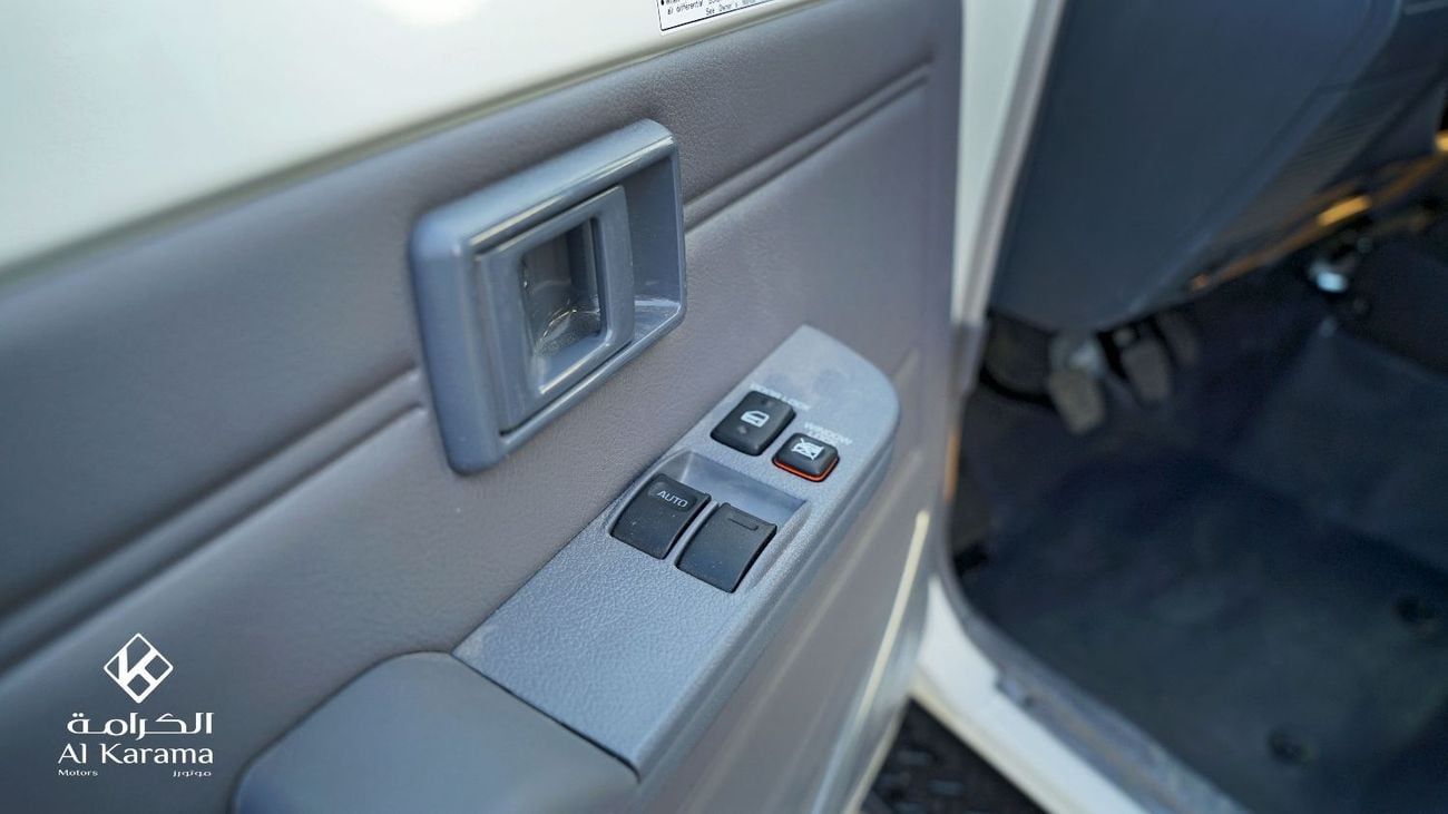 Toyota Land Cruiser 70 Emergency Medical Services | Ambulance | Toyota Land Cruiser 78 | 4.2L 4x4 Manual Drive | 3 Door | B