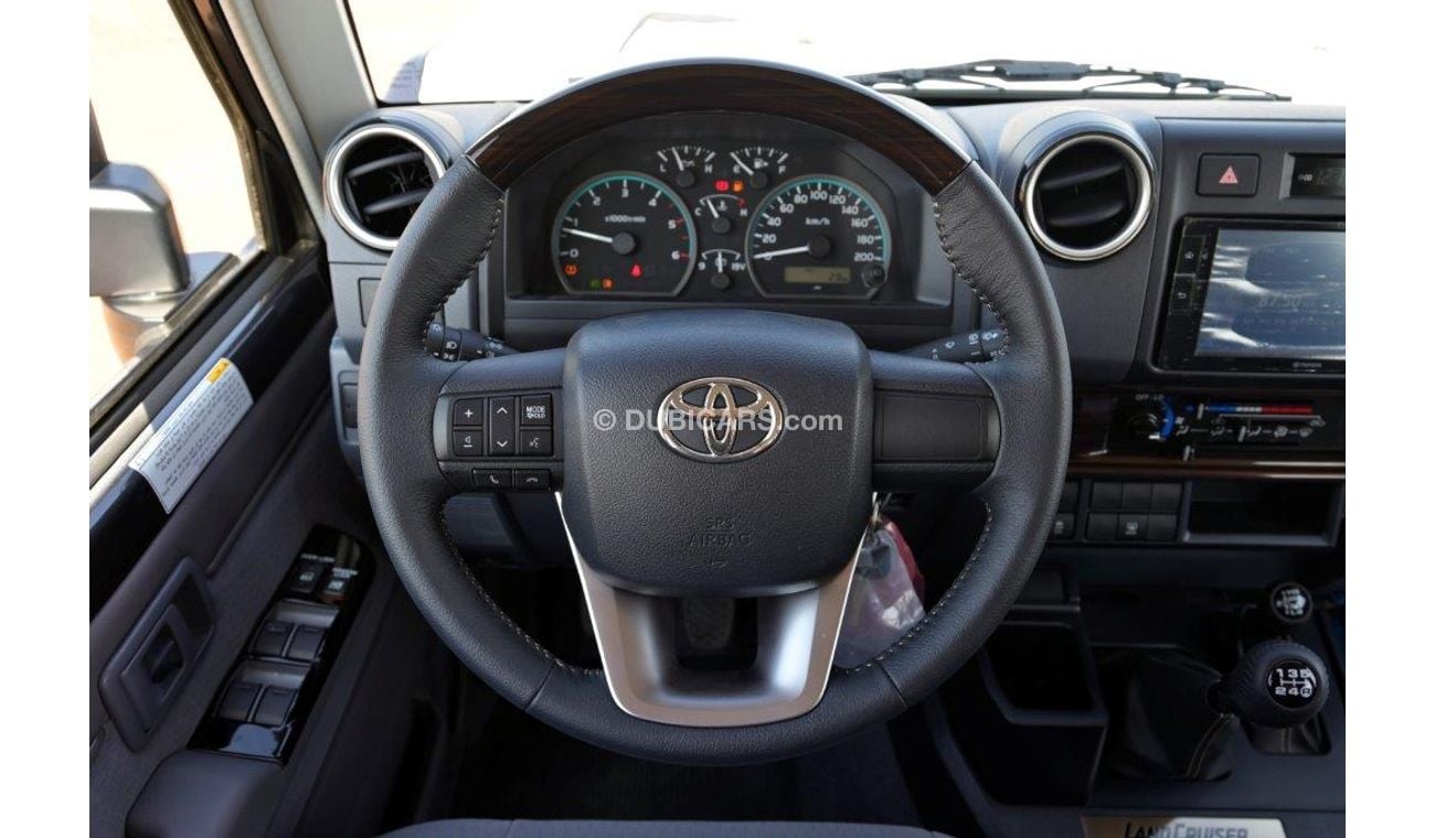 Toyota Land Cruiser 70 76 Lx Limited V8 4.5l Diesel 4wd Manual Transmission.