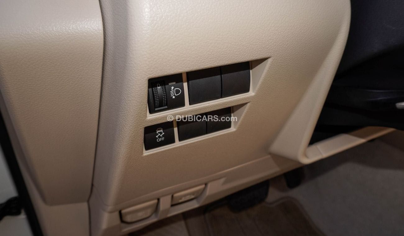 Toyota Land Cruiser GXR 3.5 L Twin turbo V6