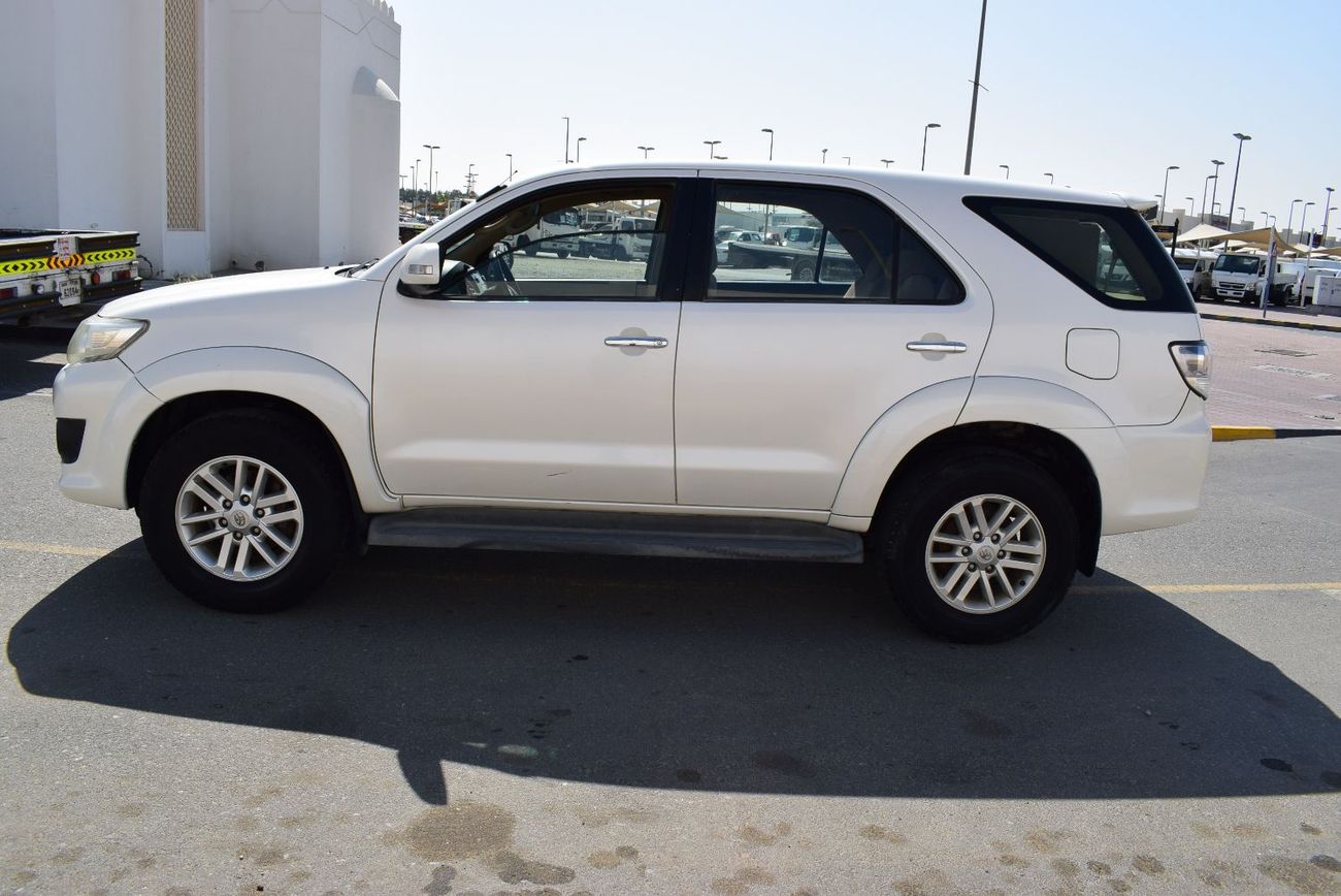 Toyota Fortuner EXR 2.7L (160 HP)