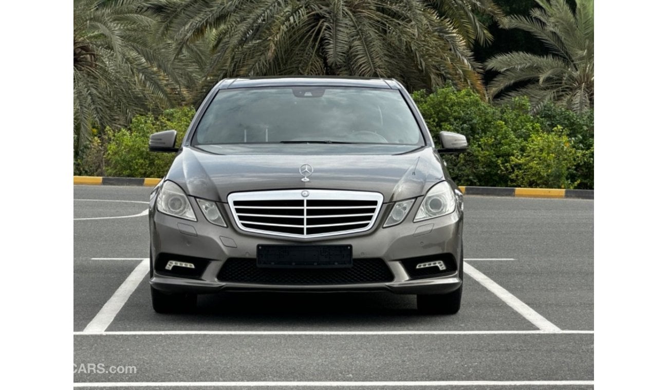 Mercedes-Benz E 250 MODEL 2010 GCC CAR PERFECT CONDITION INSIDE AND OUTSIDE FULL OPTION PANORAMIC ROOF LEATHER SEATS