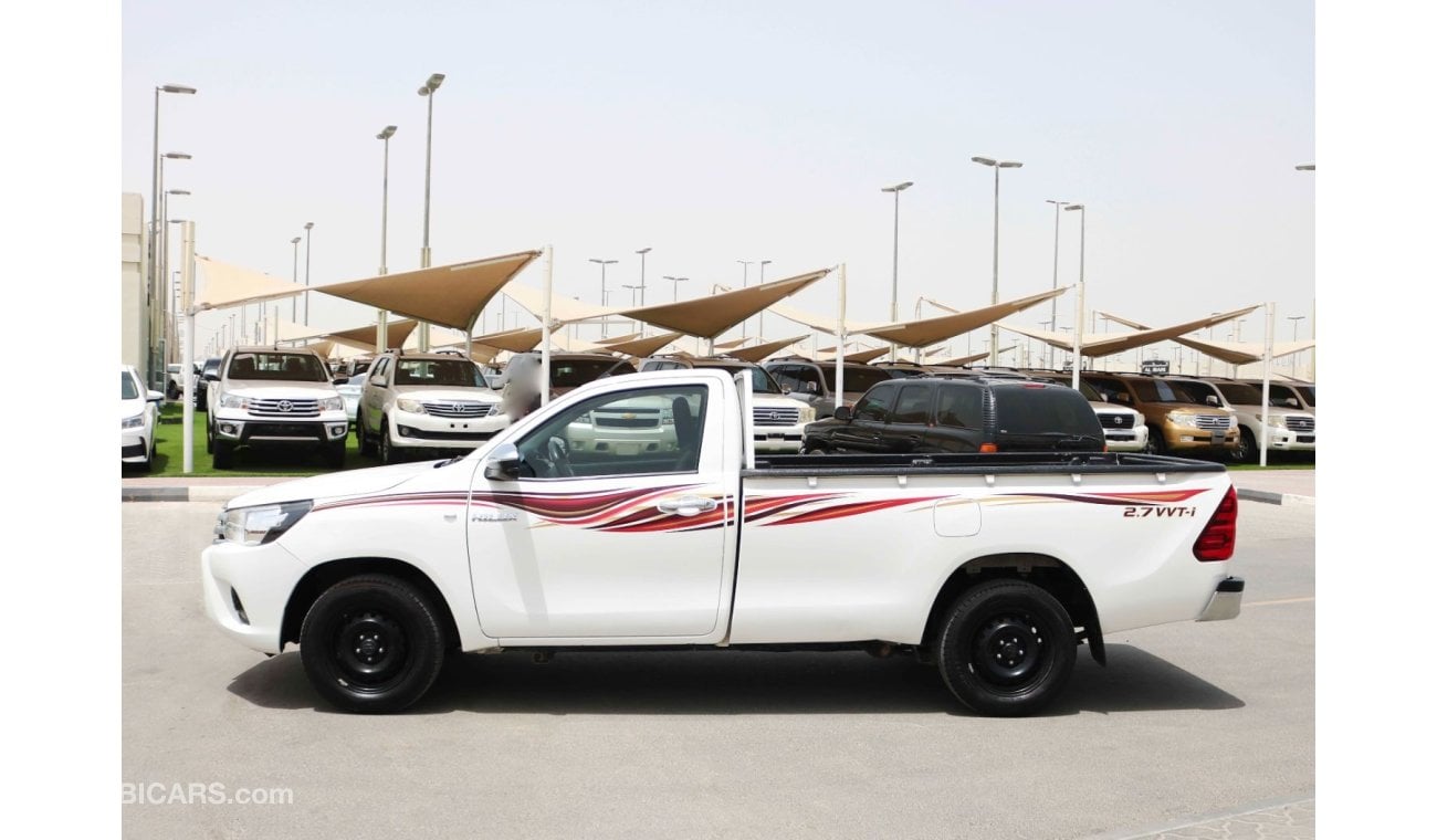 Toyota Hilux 2017 - SINGLE CABIN 4X2- GL - EXCELLENT CONDITION WITH GCC SPECS - VAT EXCLUDED