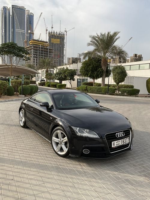 Audi TT TFSI quattro 2.0L