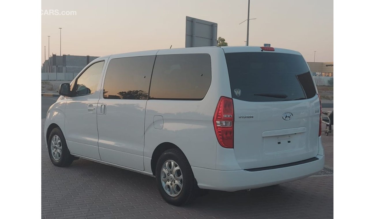 Hyundai H-1 HYUNDAI H1 - 2015