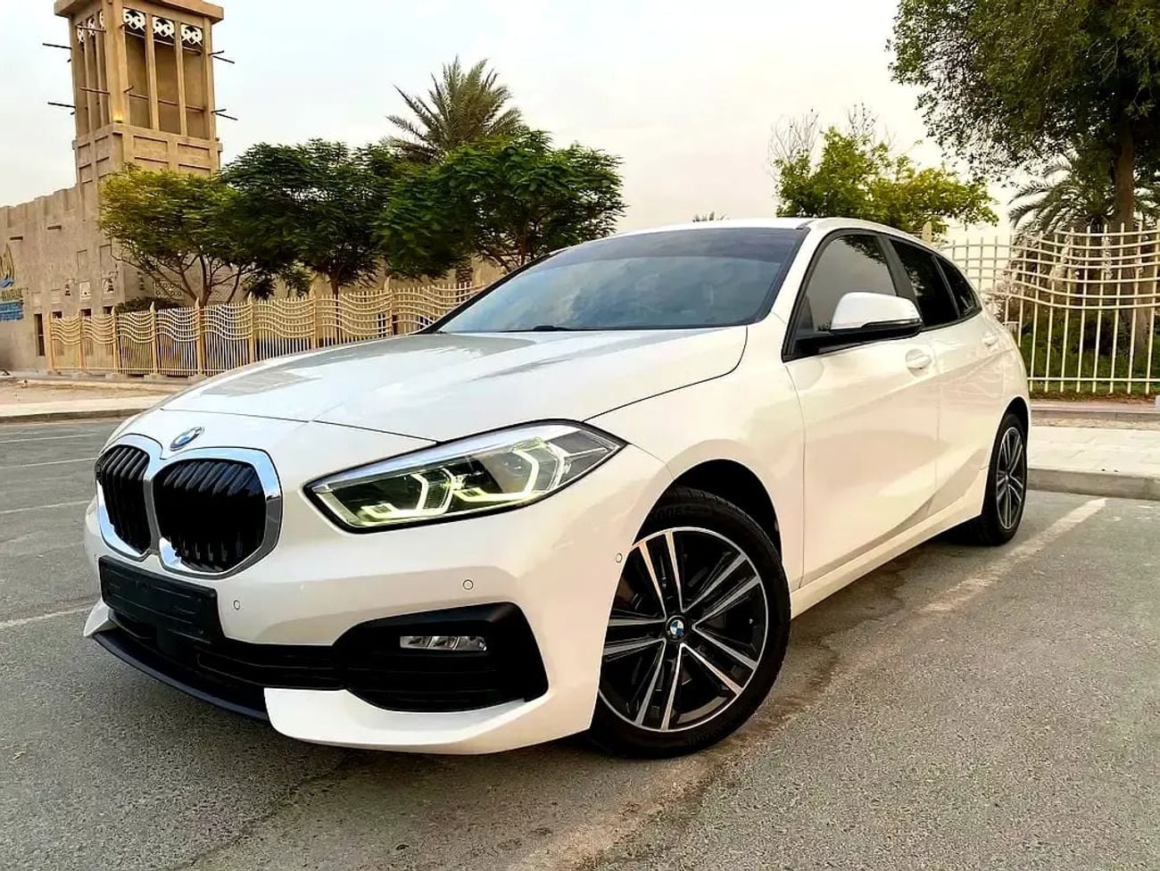 بي أم دبليو 120i model || WARRANTY TILL END OF || ORIGINAL PAINT || PLAY || FULL AGENCY SERVICE