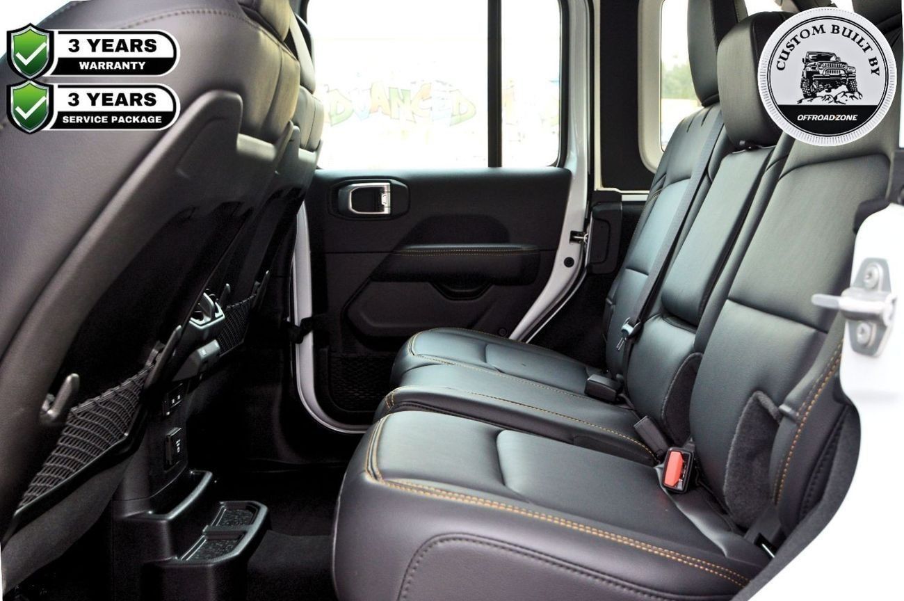 Jeep Wrangler Unlimited Sahara 2.0L A/T / 3 Years Dealer Warranty and 3 Years Dealer Service Package