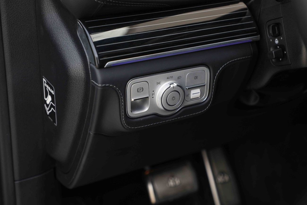 Mercedes-Benz GLS 600 2023 MBZ Maybach GLS 600 4.0 - Obsidian Black ME inside Black | Export Only