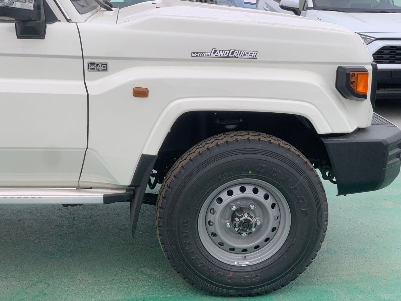 Toyota Land Cruiser 70