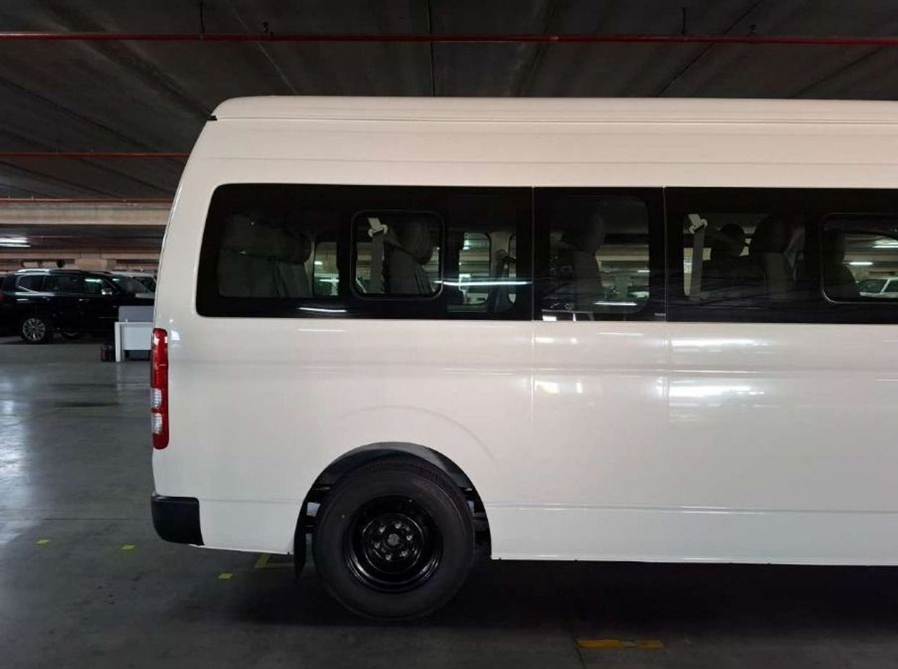 تويوتا هاياس TOYOTA HIACE HIGH ROOF DIESEL 2025 2.5