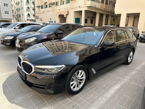 BMW 520i petrol local registration