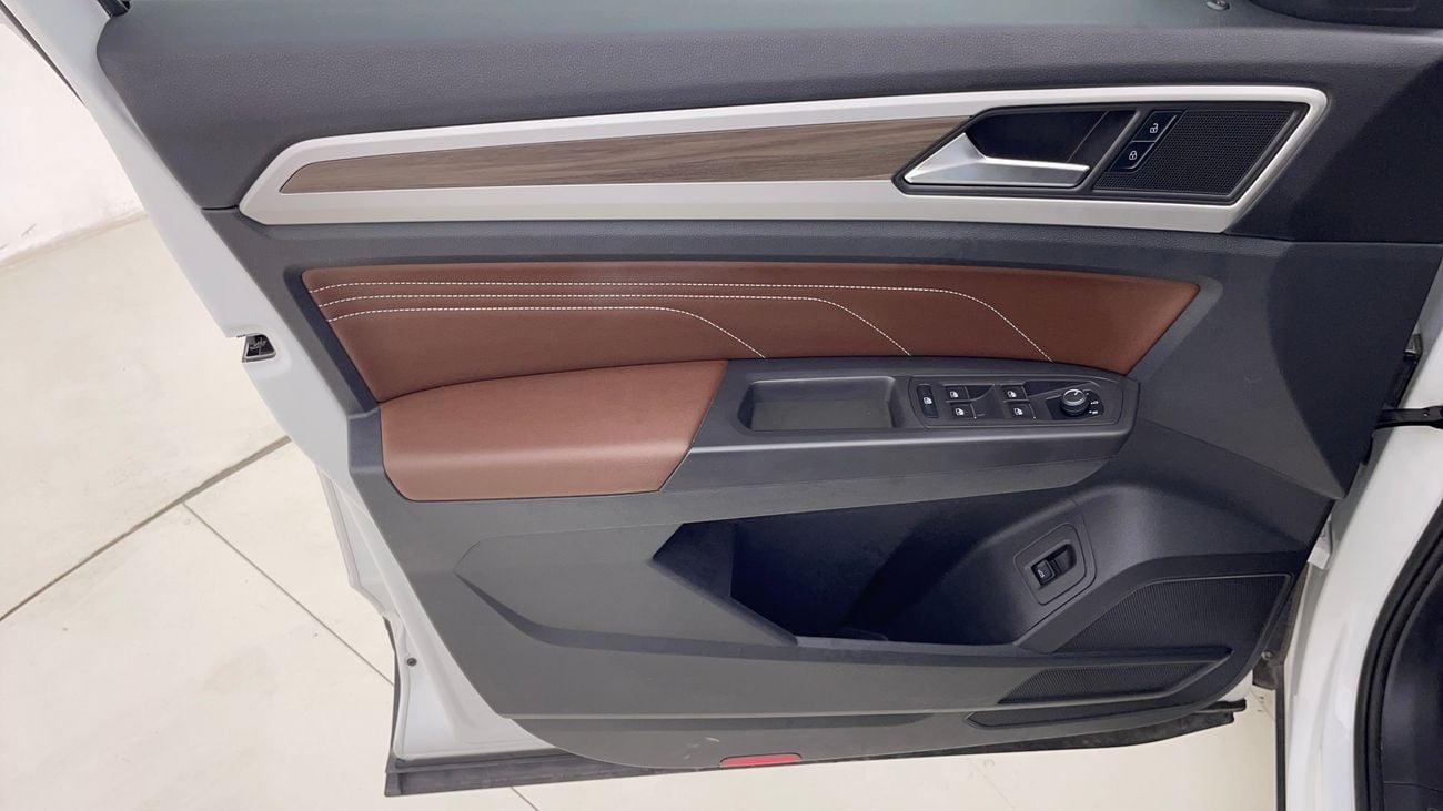 Volkswagen Teramont Comfortline 3.6L 2023 COMFORTLINE | AED 1769/Month | 0 DP | 30 Day Return | Warranty | Service Histo