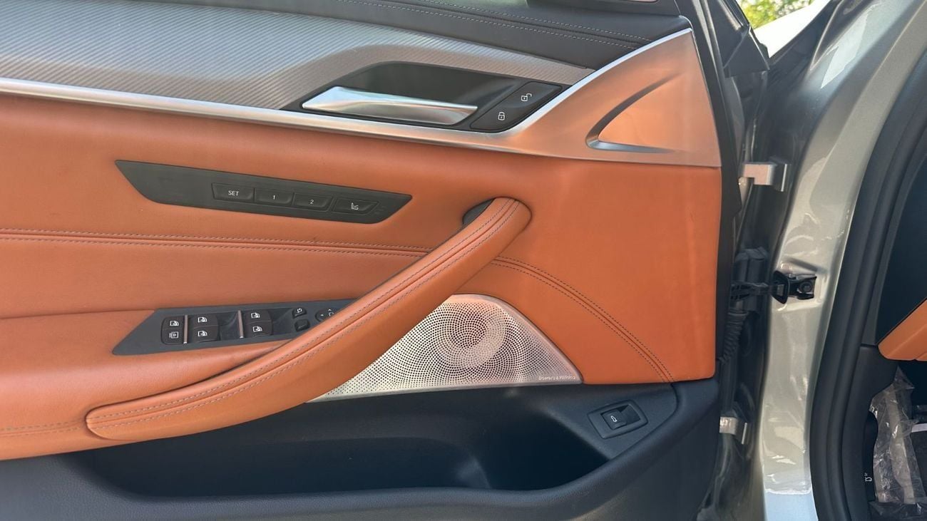 بي أم دبليو M5 Std 4.4L | Full Option | European Specs | Full Service History