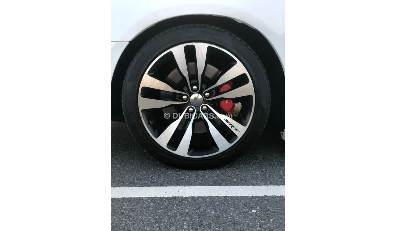 دودج تشارجر SRT8 سوبر بي