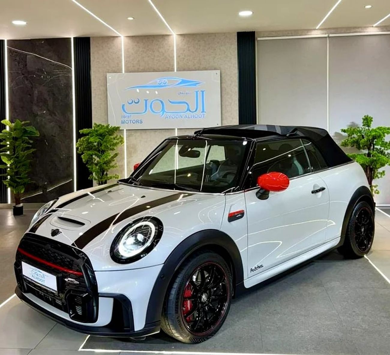 ميني كوبر John Cooper Works 1.6L CONVERTIBLE JCW || STYLISH II AWESOME COLOR I| EXCEPTIONAL PERFORMANCE