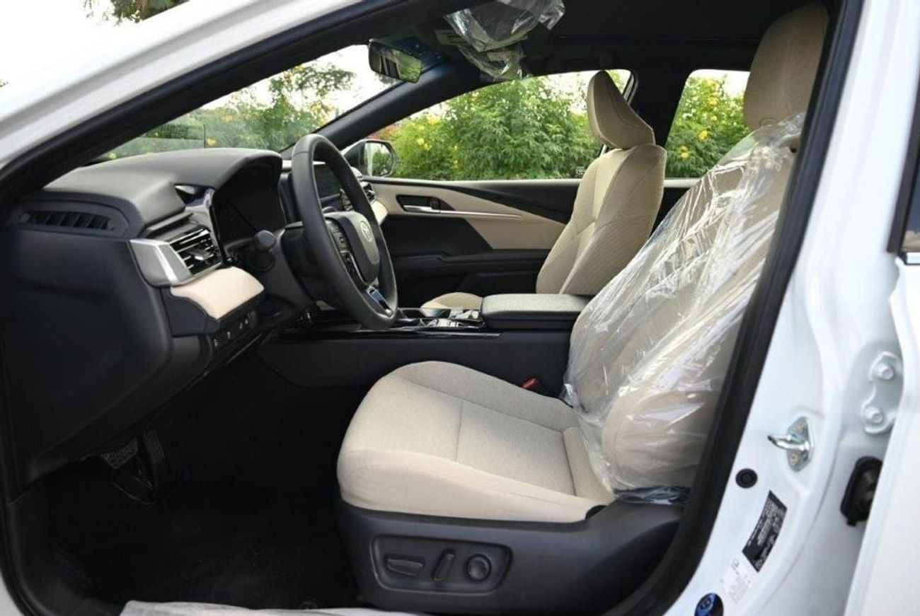 Toyota Camry 2025 TOYOTA CAMRY LE HYBRID 2.5L AT