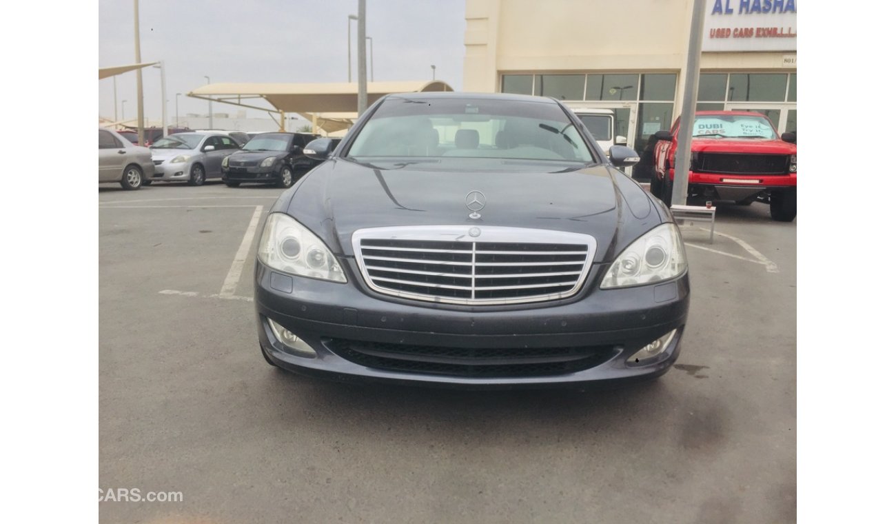 مرسيدس بنز S 350 مرسيدس  S350 موديل 2008 خليجي السياره بحاله ممتازه من الداخل والخارج ولا تحتاج اي مصروف