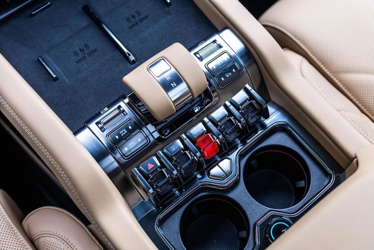 بي واي دي ليوبارد 8 Smart and Brave Flagship Edition (7 Seats)