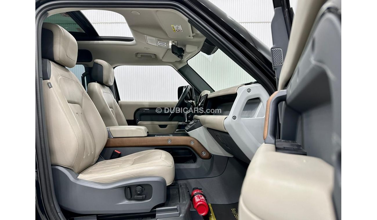 Land Rover Defender 2022 Land Rover Defender HSE 90, 09/2024 Warranty + Service Contract, GCC
