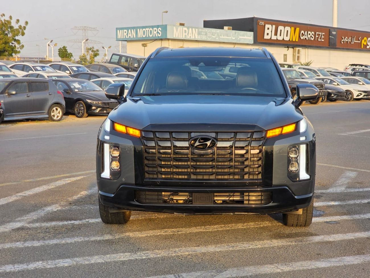 Hyundai Palisade 3.8L GDi (AWD) Premium 2022 Model Facleft to 2024 Model Calligraphy two sunroof and 360 camera