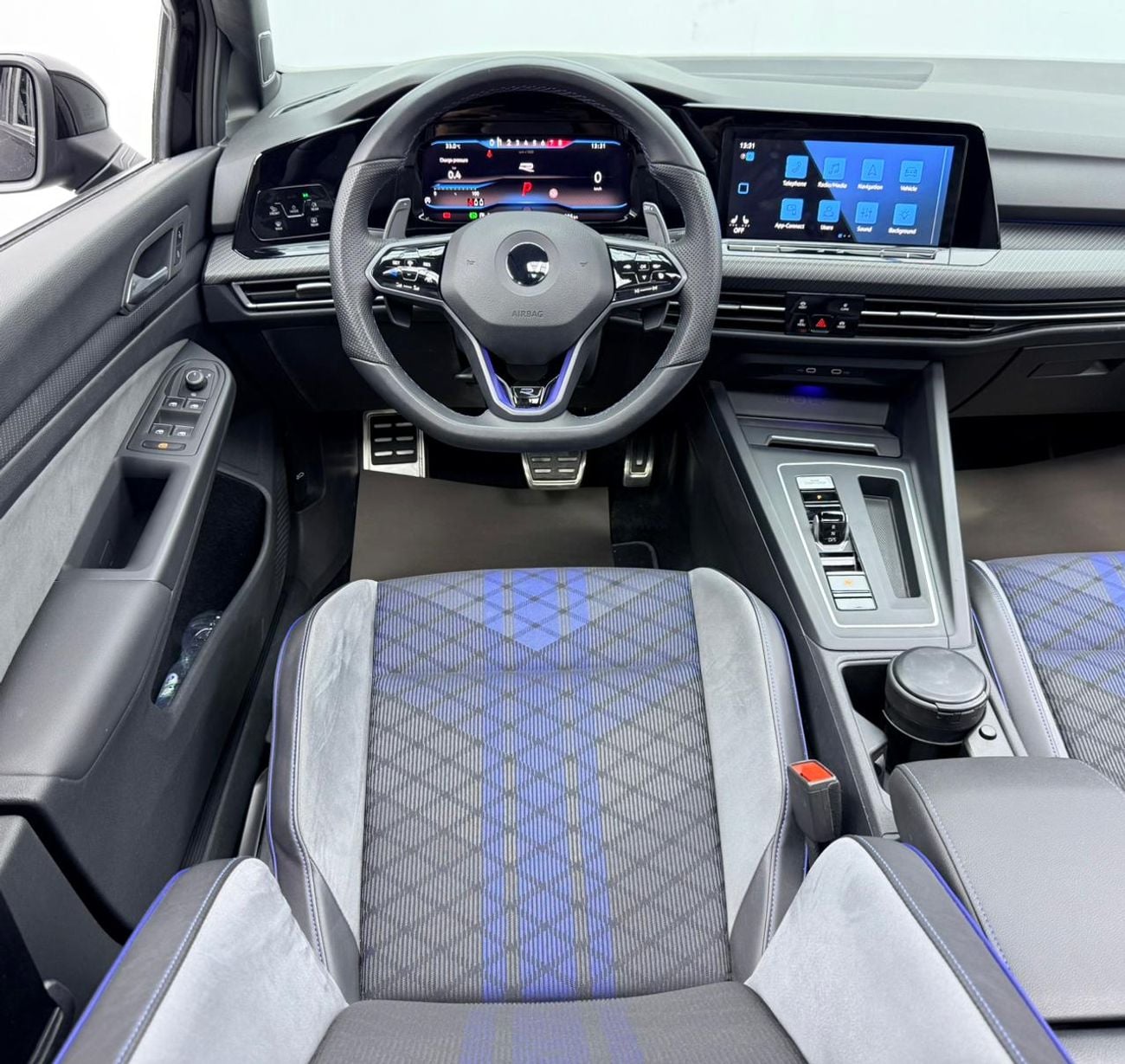 فولكس واجن جولف ار 2022 Volkswagen Golf R, Warranty, Full Agency Service History, European Specs