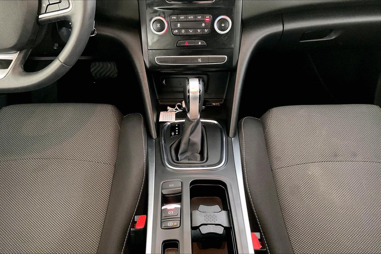 Renault Megane PE | Guaranteed Warranty | 0 Down Payment