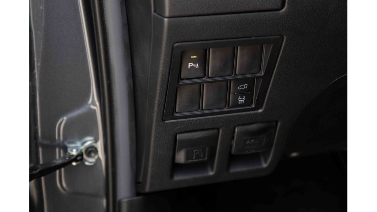 Toyota Fortuner 2023 Toyota Fortuner 4X4 2.8 18'I AL - Grey inside Chamois | Export Only