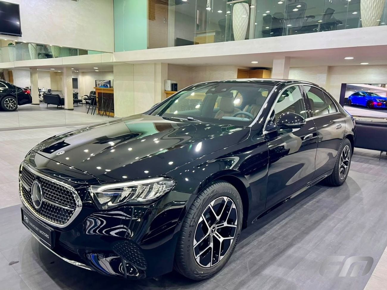 مرسيدس بنز E200