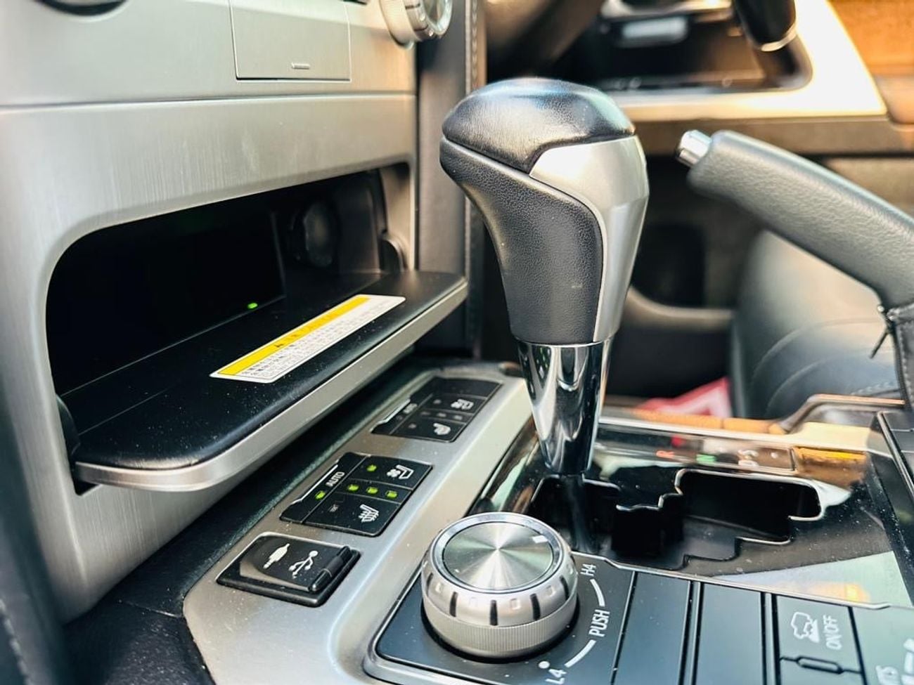 تويوتا لاند كروزر