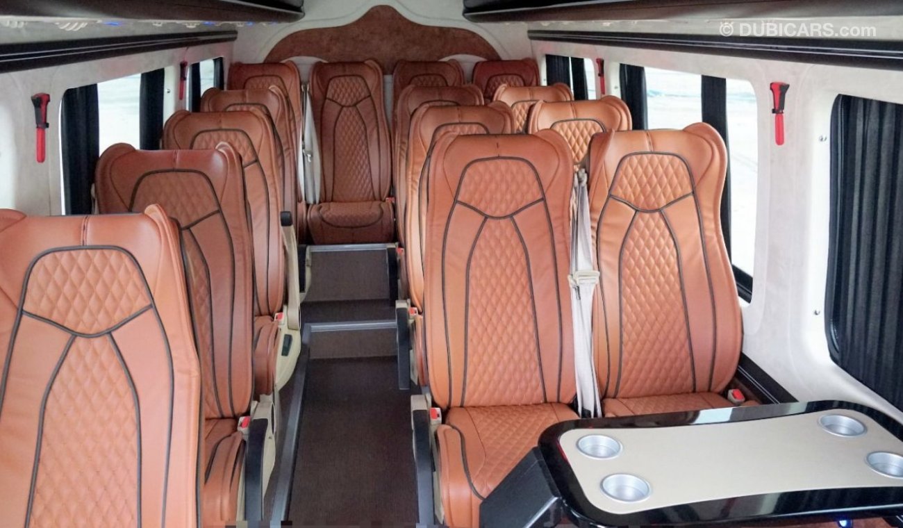 مرسيدس بنز سبرينتر 519 D sprinter Luxury 16+1 gcc under warranty