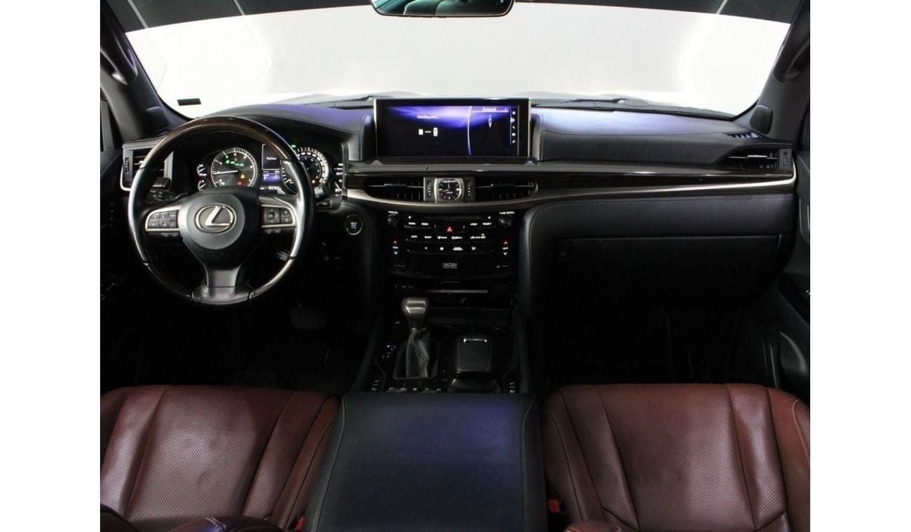 Lexus LX 570 Signature Black Edition