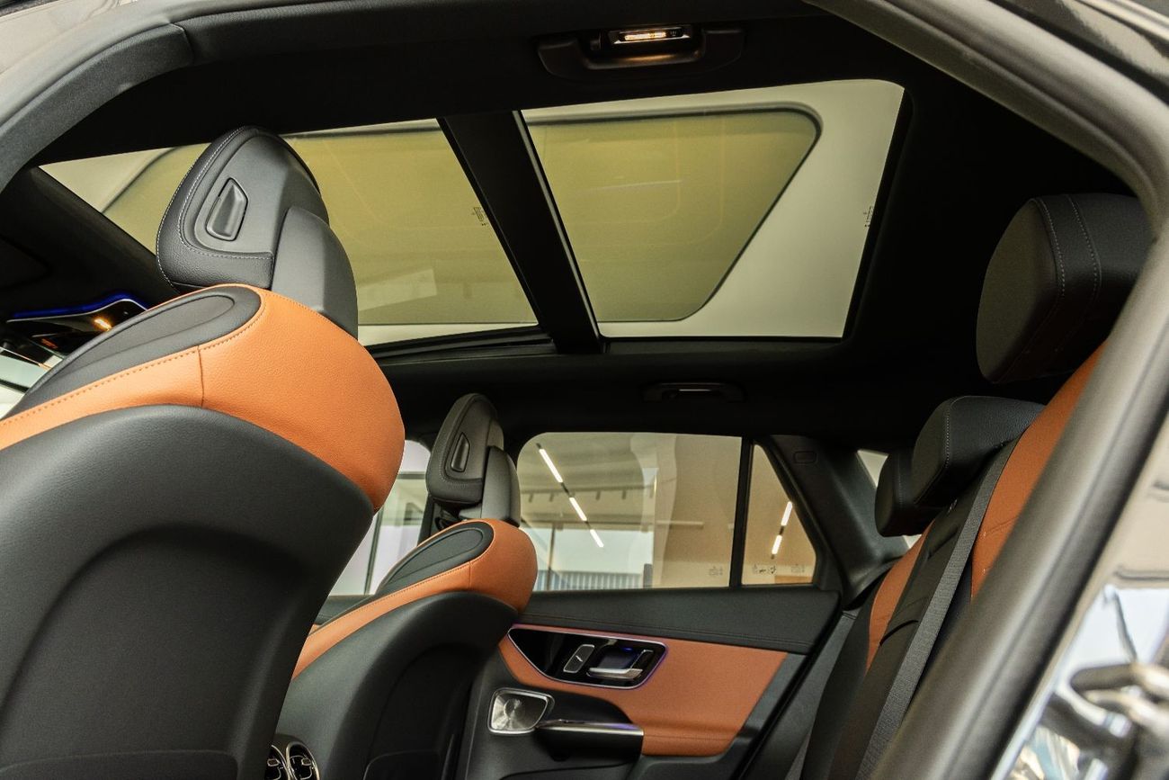 مرسيدس بنز GLC 300 Amazing Price | Mercedes-Benz GLC 300 SUV | 4Matic | HUD | 2024