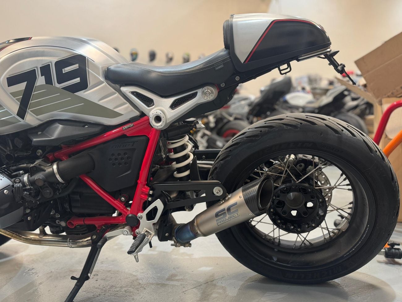 بي أم دبليو R1200 BMW R9T Option 719