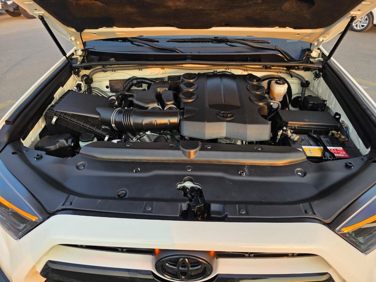 Toyota 4Runner Limited Black Edition Sunroof , Push button and Parking sersors