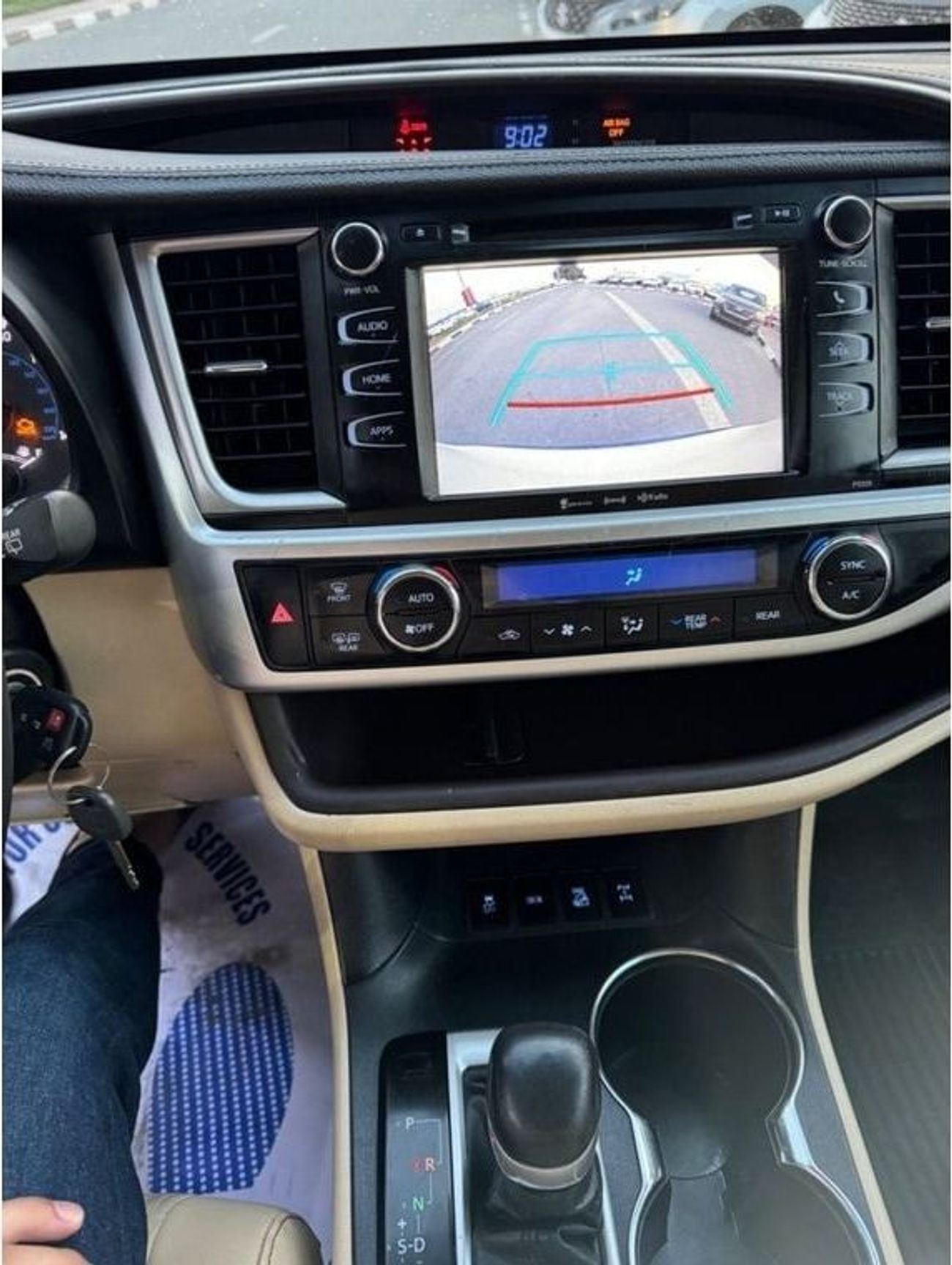 Toyota Highlander 2018 LE 4x4 MID OPTION V6 US SPEC