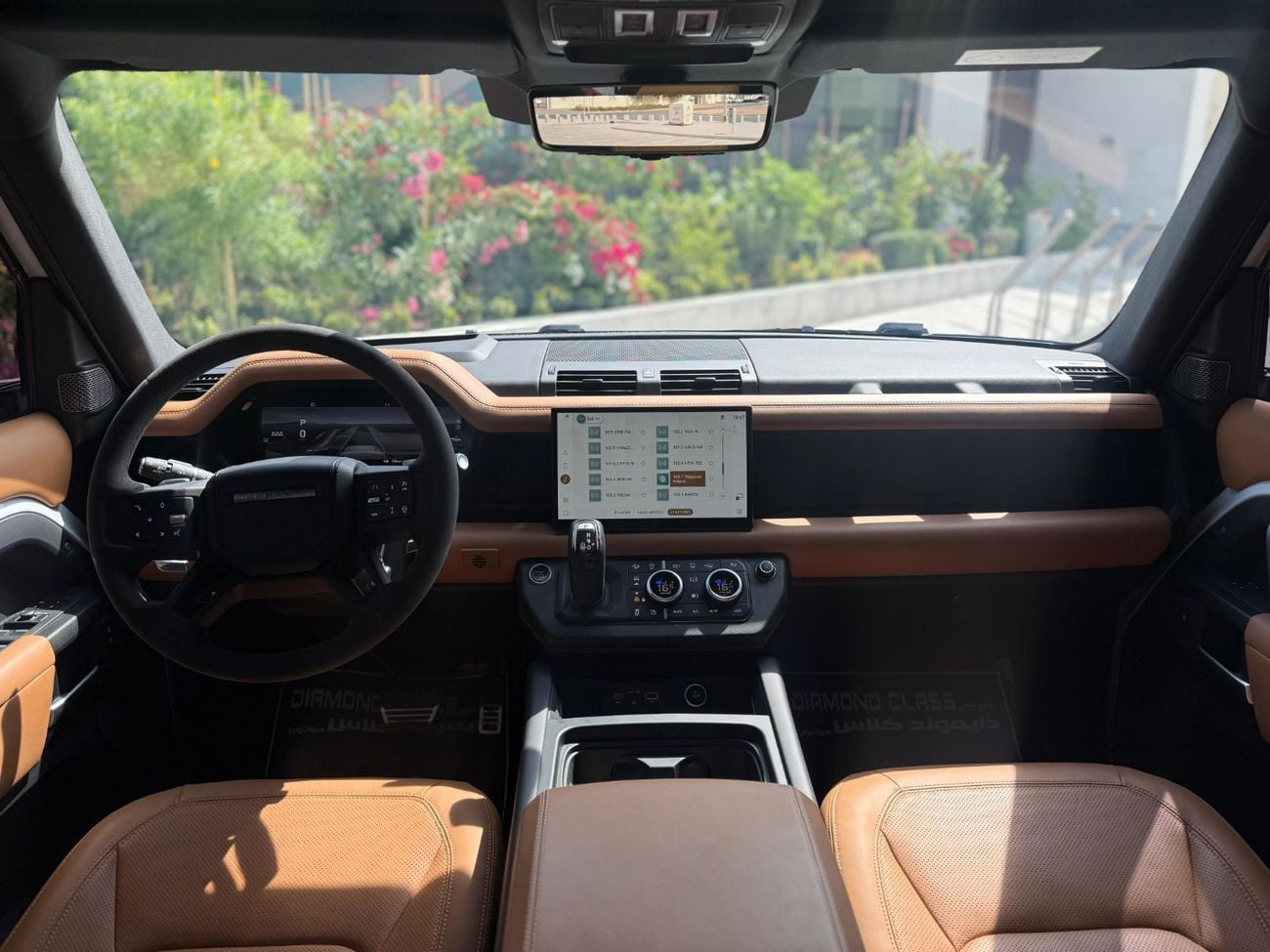 لاند روفر ديفندر 110 X P525 5.0L