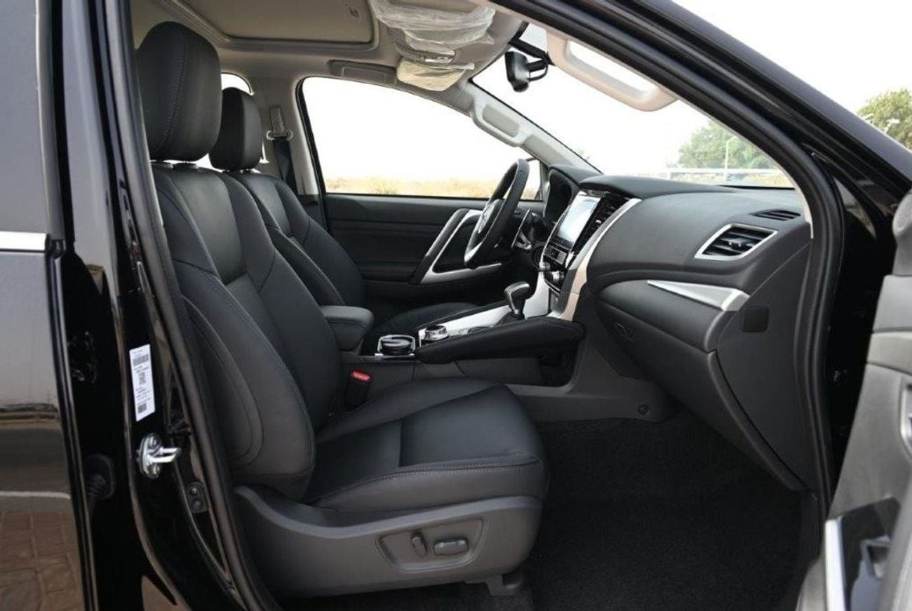 Mitsubishi Montero 2025 MITSUBISHI MONTERO GLS HIGHLINE 3.0L PETROL 4WD 7 SEAT AT