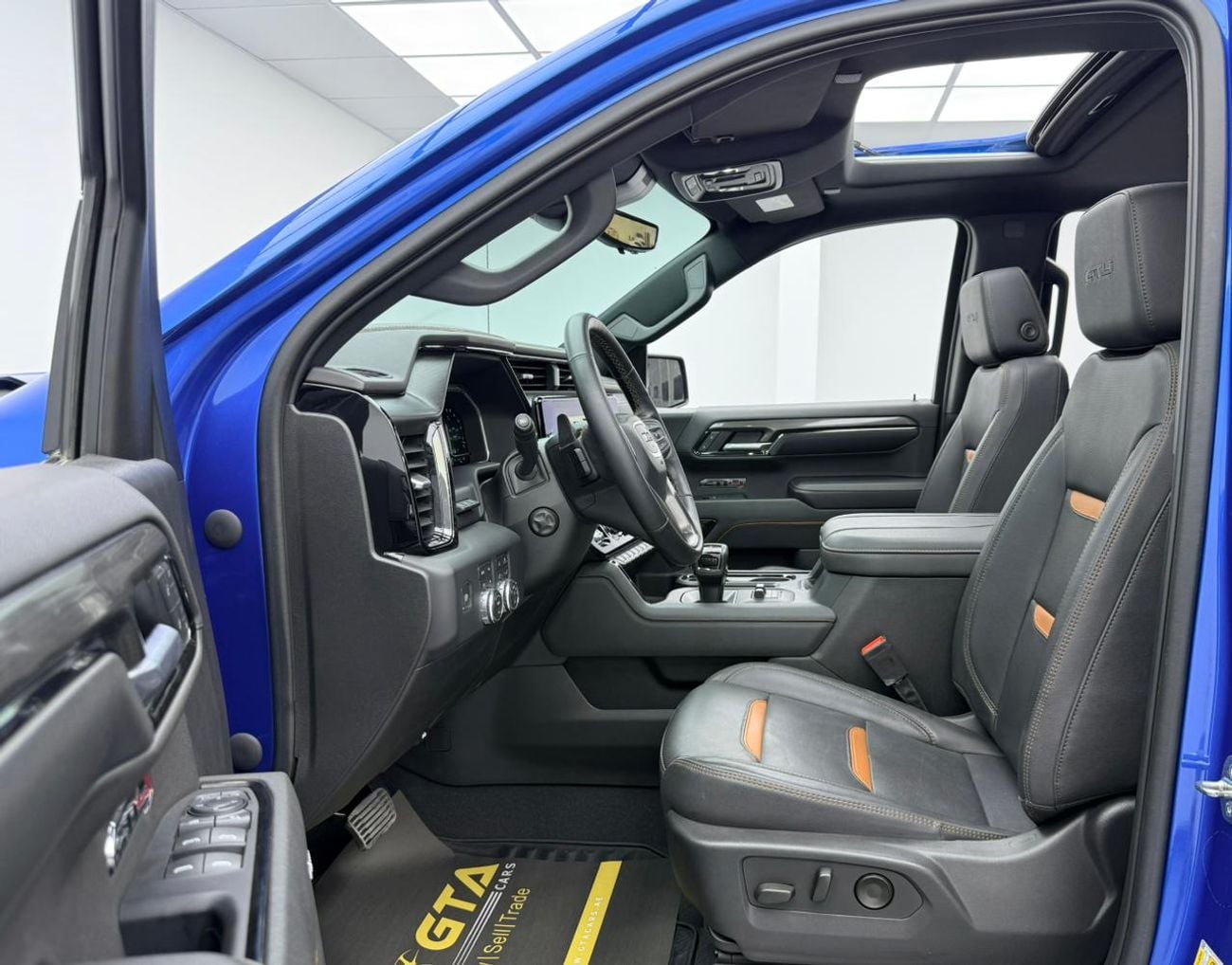 GMC Sierra 5.3L V8 AT4 Regular Cab (AWD) 2023 GMC Sierra 1500 AT4, GMC Warranty+Full Service History, GCC
