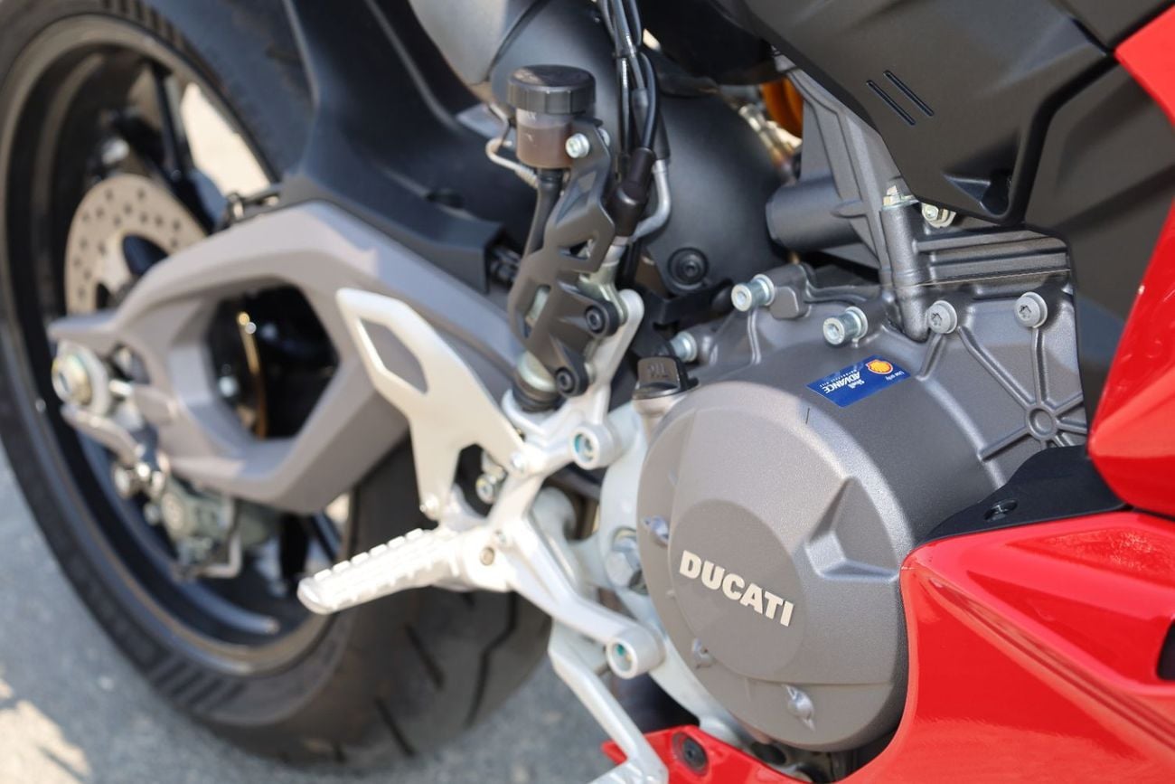 Ducati Panigale V4 S Pristine 2025 Ducati Panigale V2S | GCC | Under Warranty  Experience the peak of Italian performance
