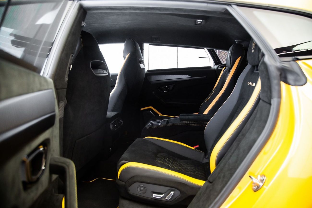 لامبورغيني اوروس PERFORMANTE